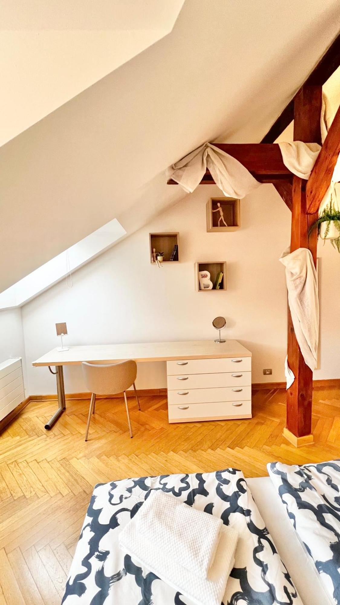 Miru Loft